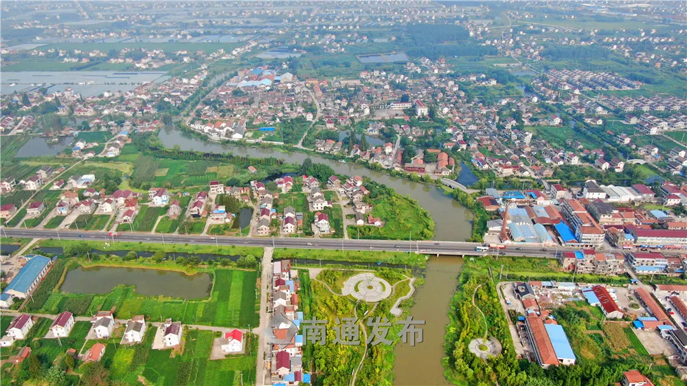 在农村疫情防控,高标准农田建设"大战大考"中,海门三星镇高标准农田