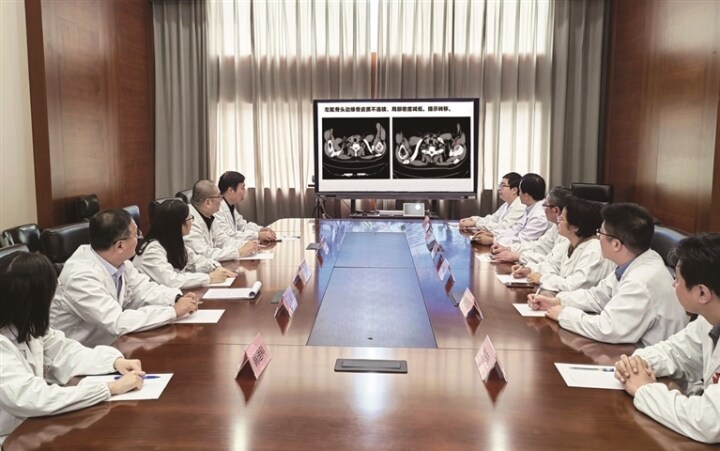 南通三院多学科会诊（MDT）。