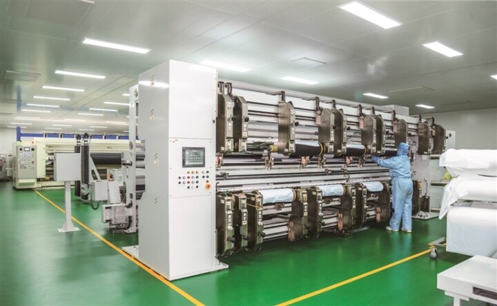康辉新材料  卑多敏摄