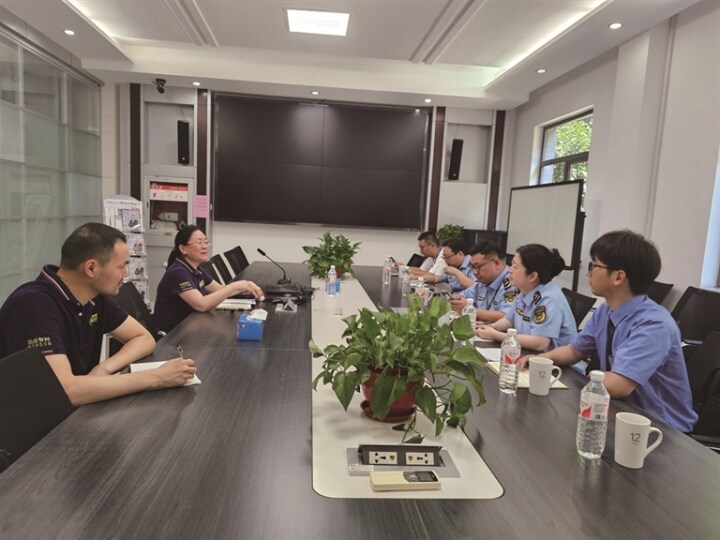 通州区检察院联合应急管理部门与企业代表开展座谈交流