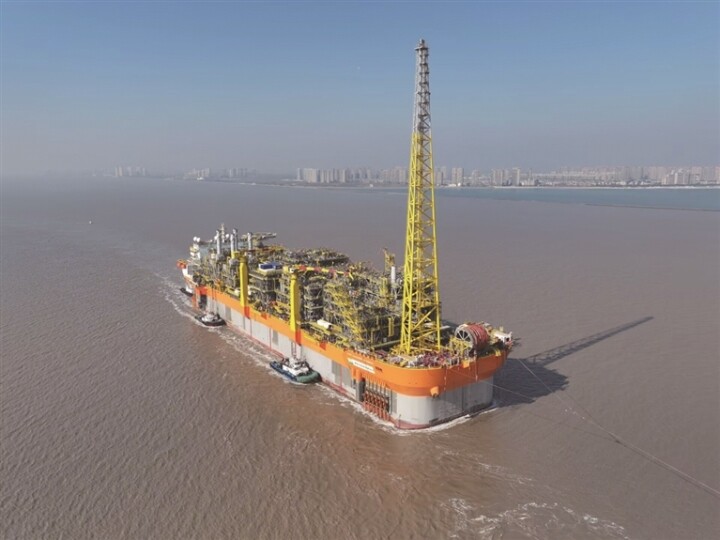 世界最大吨位、最大储油量新型海上浮式生产储油装置FPSO