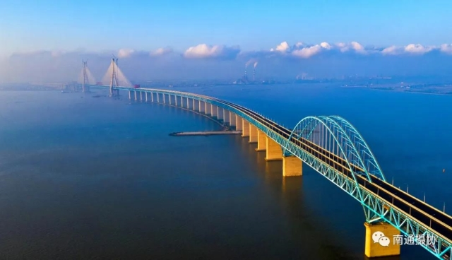 沪苏通长江公铁大桥获桥梁界"诺贝尔奖"|南通发布