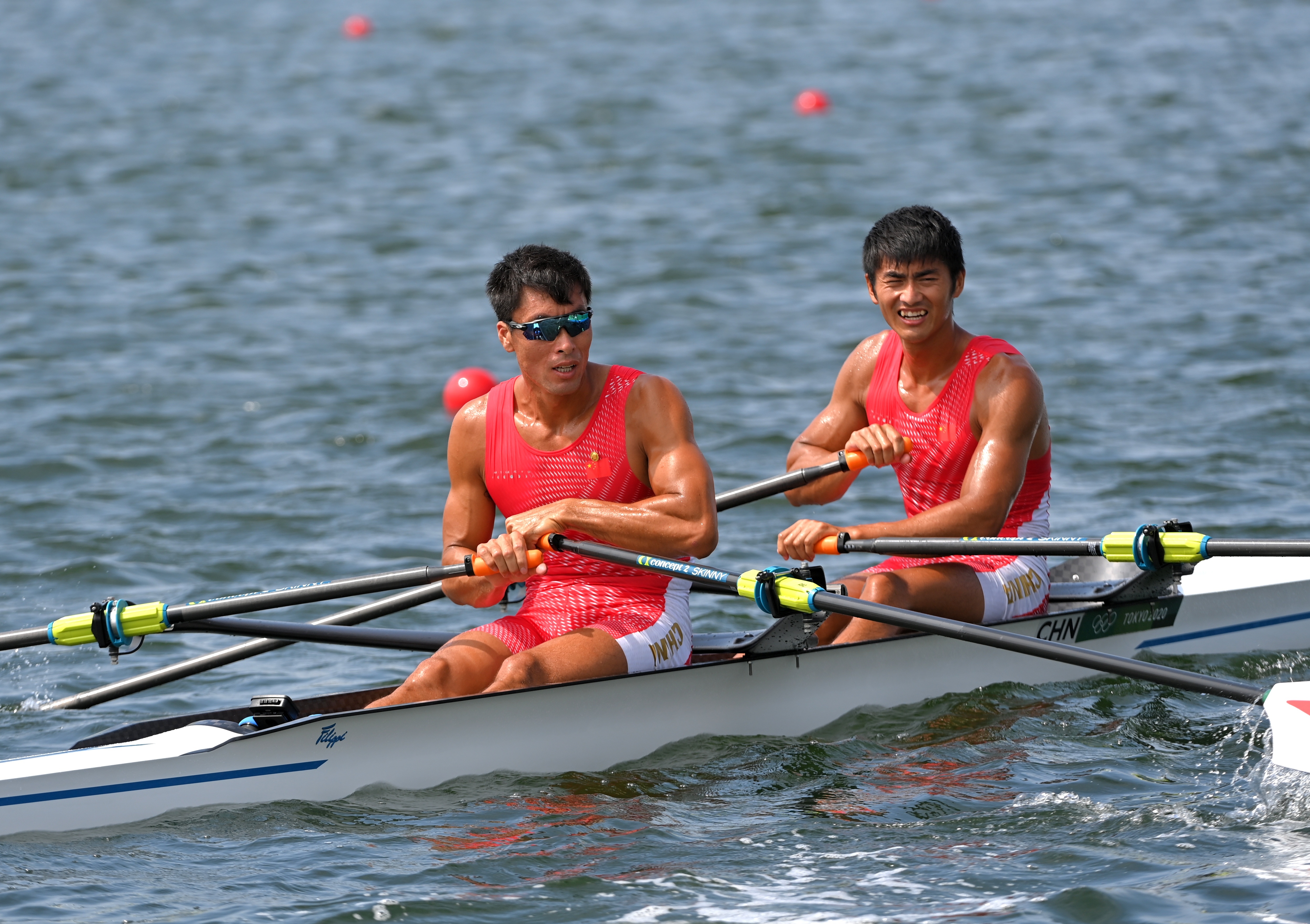 张亮/刘治宇摘铜,获中国男子赛艇首块奥运奖牌|南通发布
