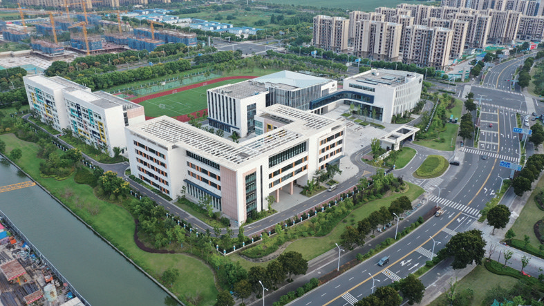 向党代会报告跨国合作跨江融合跨越发展苏锡通园区倾力打造沪苏跨江