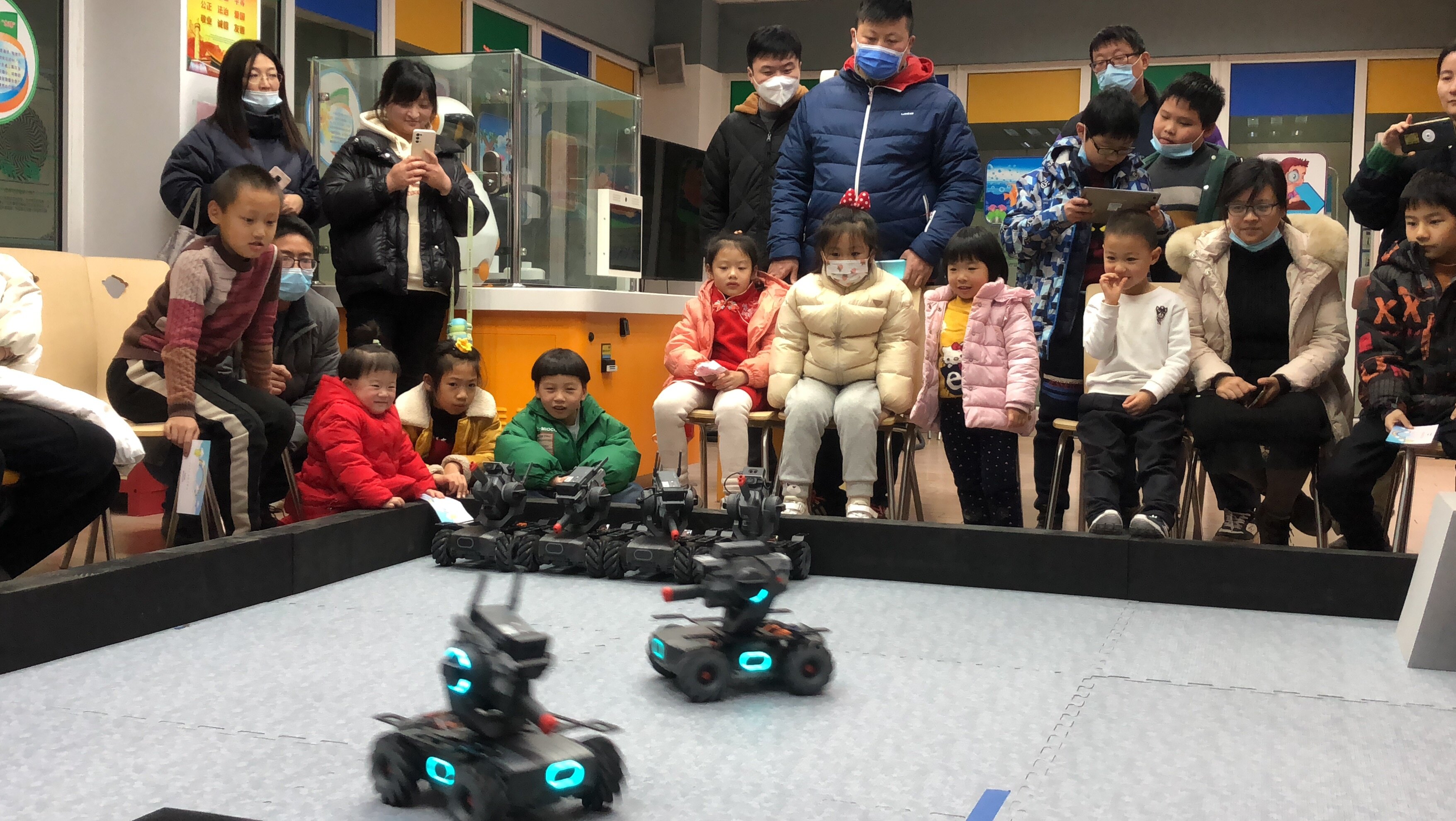 看机器人跳舞探索科幻世界元旦假期南通科技馆好戏不断南通发布