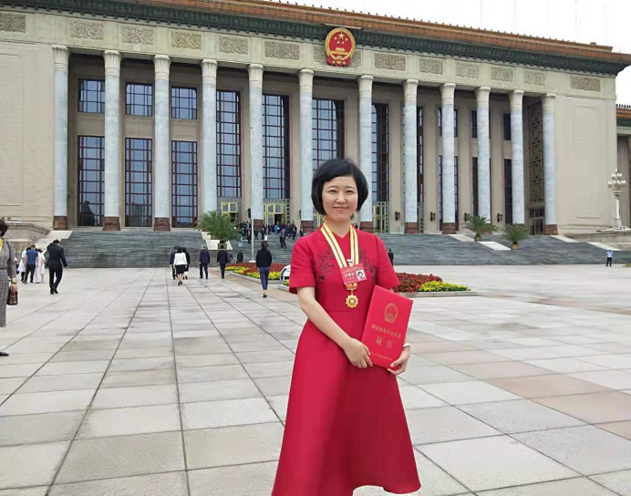 通师杰出校友风采录国家级教学成果奖一等奖获得者朱爱华跨界学习大成