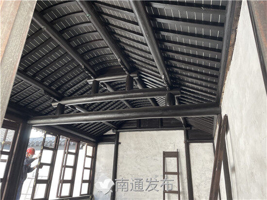 西跨院甲房卷棚顶