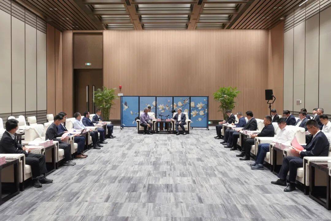 吴书记会见、接待璞跃创始人兰曦睦·亚美迪(14451578)-20250420184446.jpg