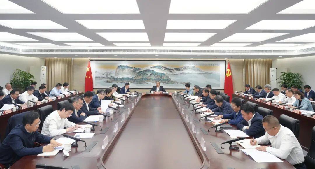 市委常委会(14543233)-20250430110754.jpg