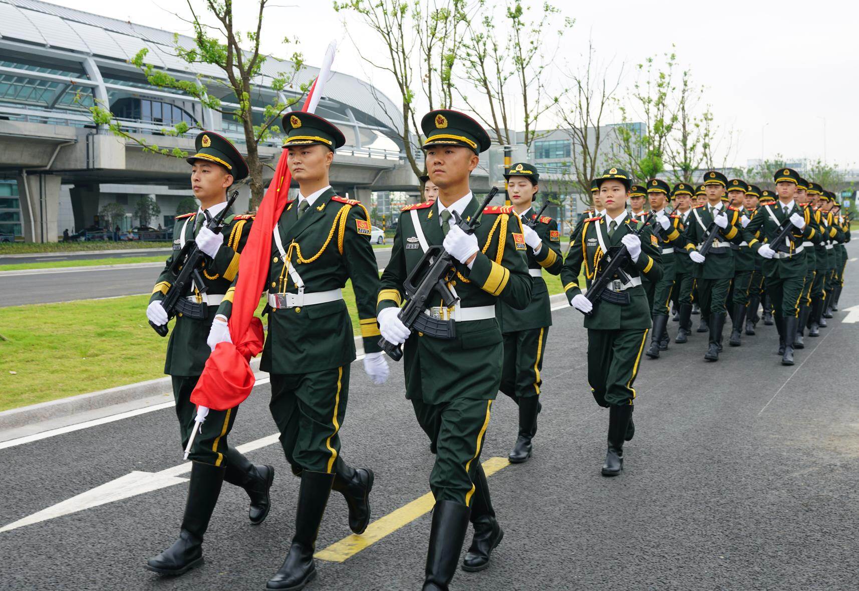 南通机场集团国旗护卫队:用坚守标注出南通城市窗口的"精神坐标"|南通