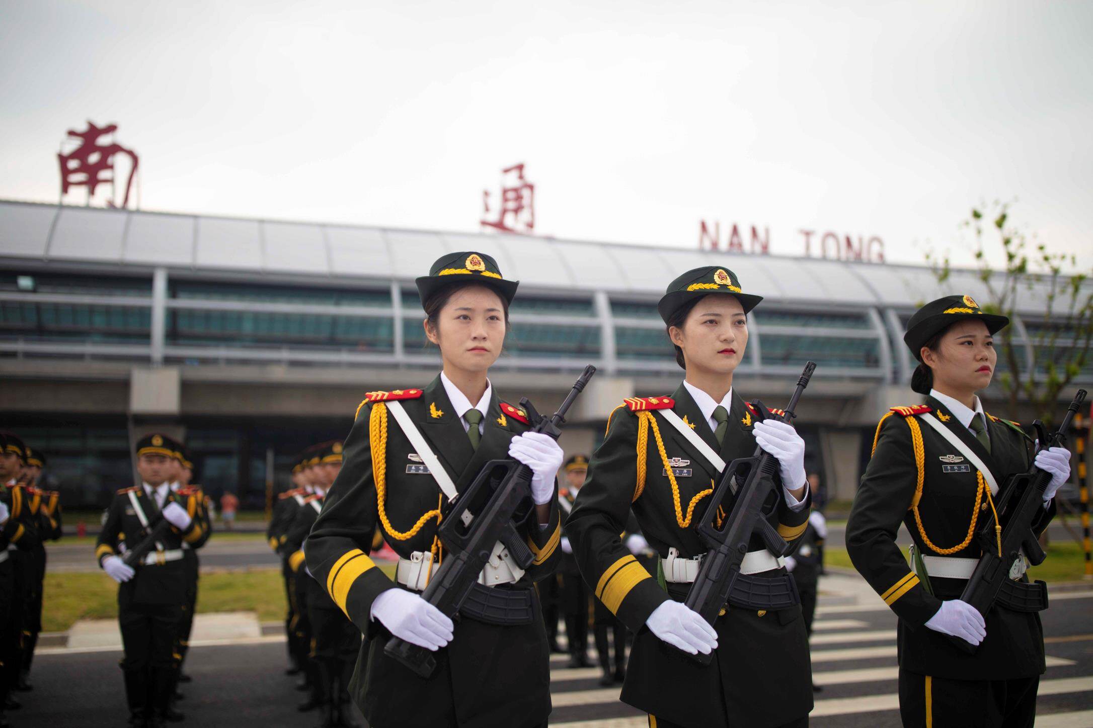 南通机场集团国旗护卫队:用坚守标注出南通城市窗口的"精神坐标"|南通