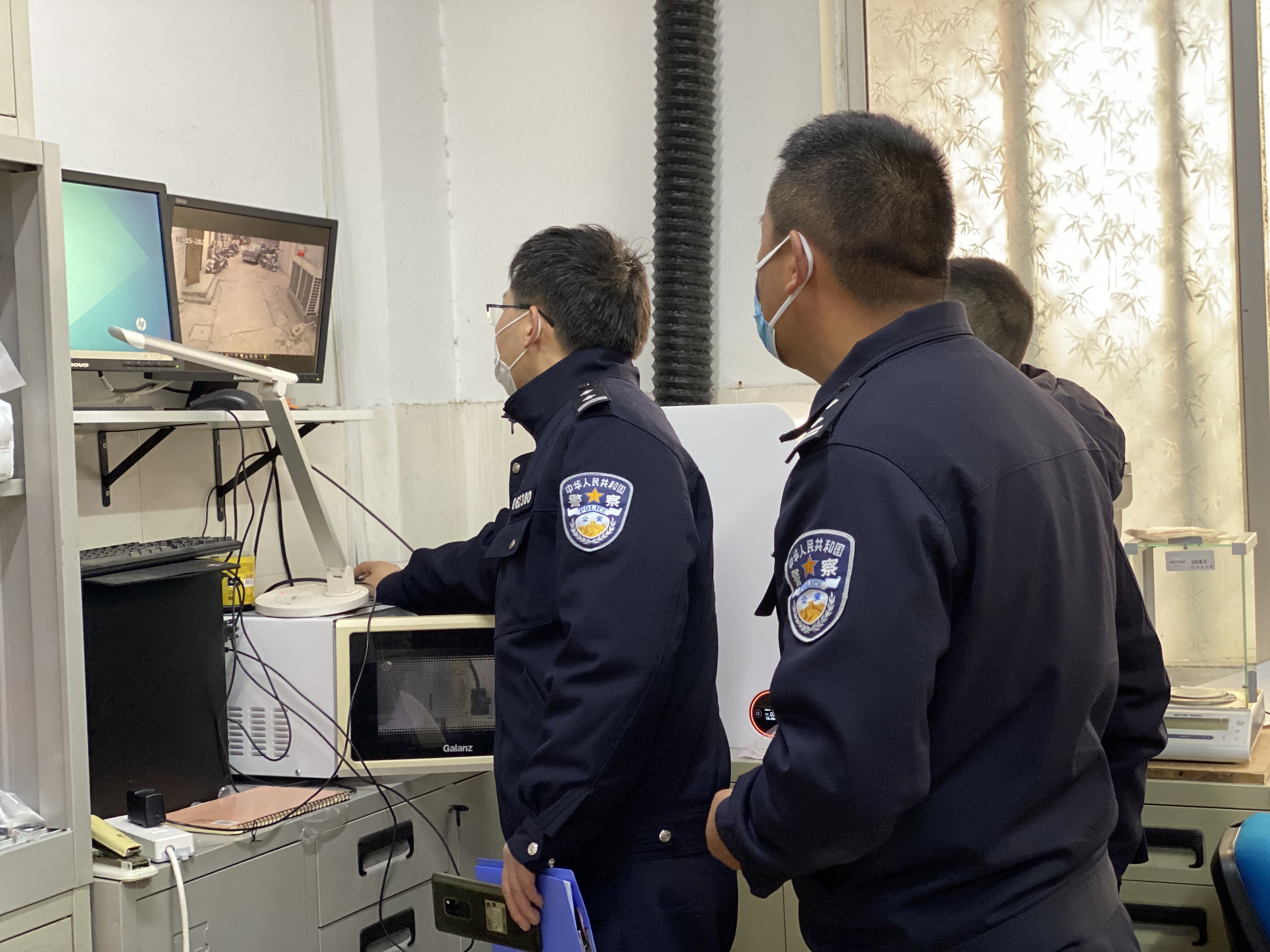 2021-03-20 18:14:03 连日来,市公安局崇川分局新城桥派出所组织民警